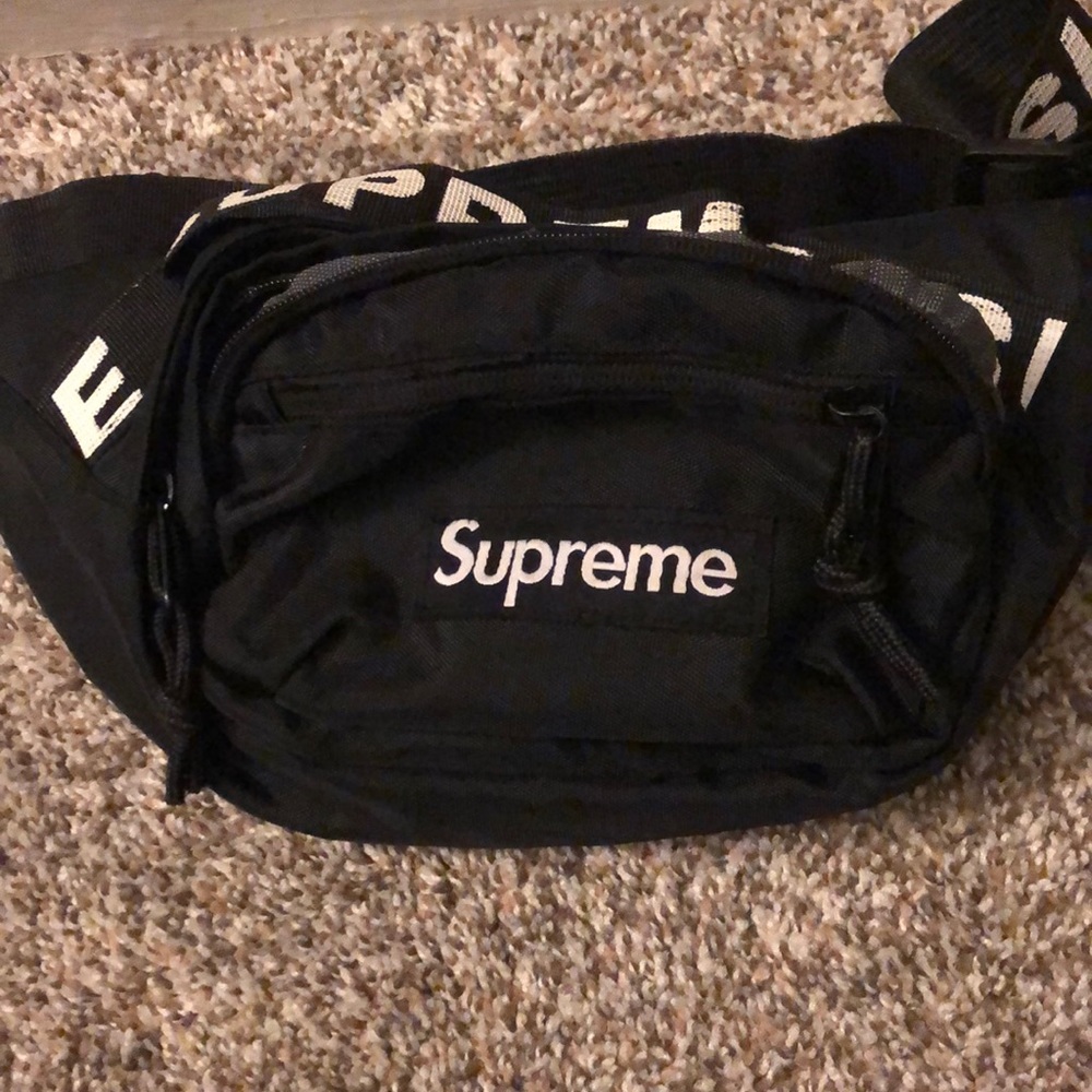 Supreme Waist Bag (SS18) Black